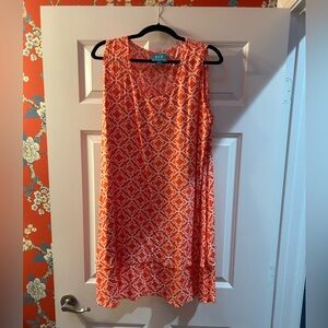 Super cute dress!  Great for fall with a jean jacket!  Size L